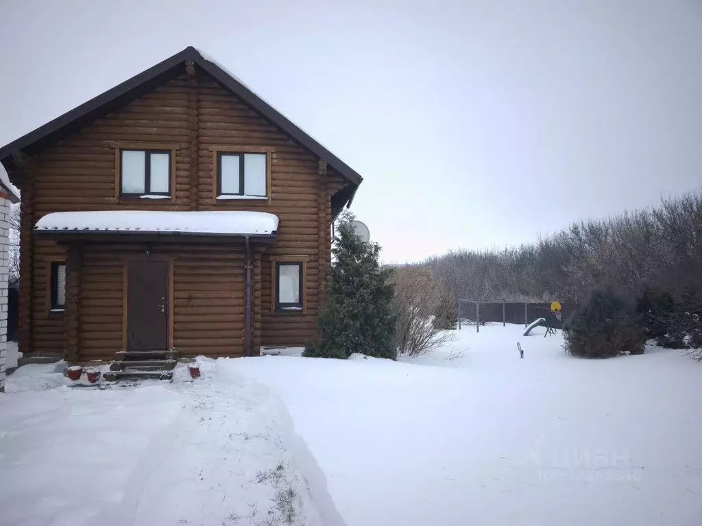 Дом в Ульяновская область, Сенгилеевский район, Елаурское с/пос, с. ... - Фото 1