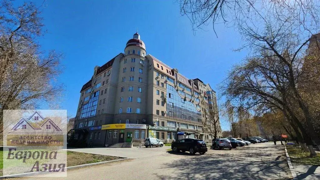 2-к кв. Оренбургская область, Оренбург просп. Дзержинского, 9/2 (70.0 ... - Фото 0
