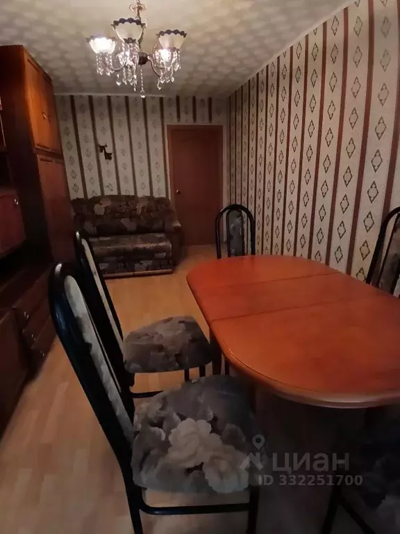 3-к кв. Ленинградская область, Гатчина ул. Авиатриссы Зверевой, 13 ... - Фото 2