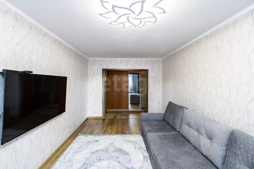 3-к кв. Тюменская область, Тюмень ул. Немцова, 50 (68.0 м) - Фото 0