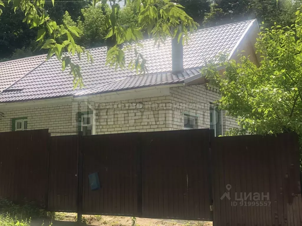 Дом в Смоленская область, Смоленск ул. Парижской Коммуны, 6 (67.2 м) - Фото 0