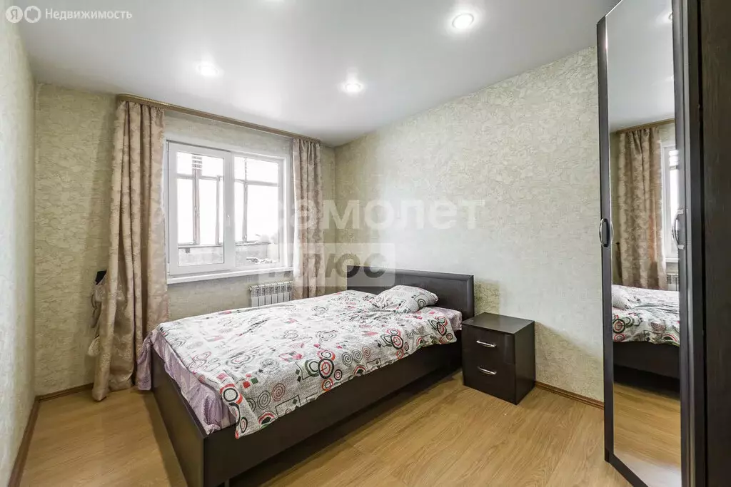 3-комнатная квартира: Екатеринбург, Маневровая улица, 27А (62.8 м) - Фото 1