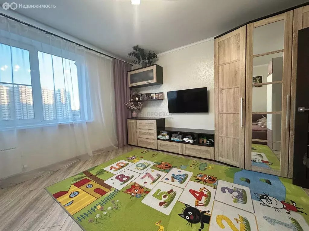 1-комнатная квартира: Московский, улица Бианки, 8к2 (38.6 м) - Фото 1