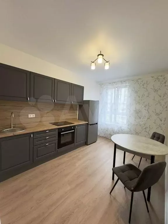 1-к. квартира, 42 м, 6/12 эт. - Фото 0