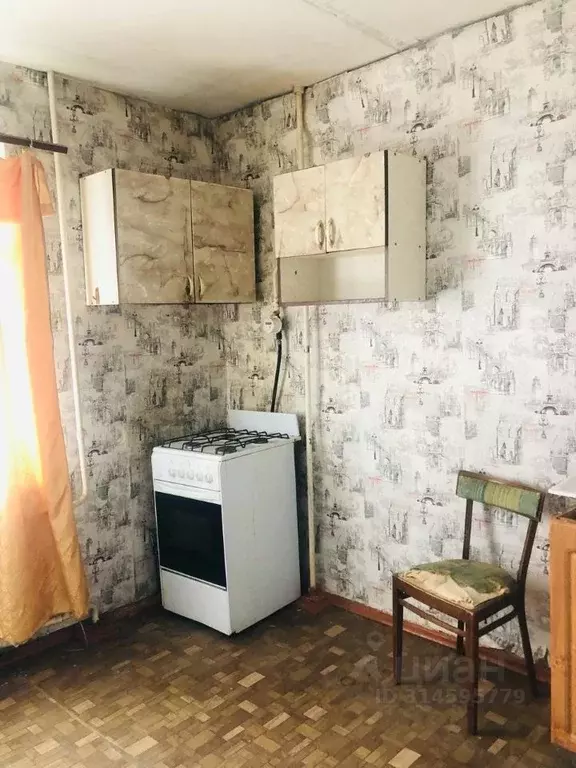 1-к кв. Брянская область, Клинцы ул. Свердлова, 59 (37.6 м) - Фото 0