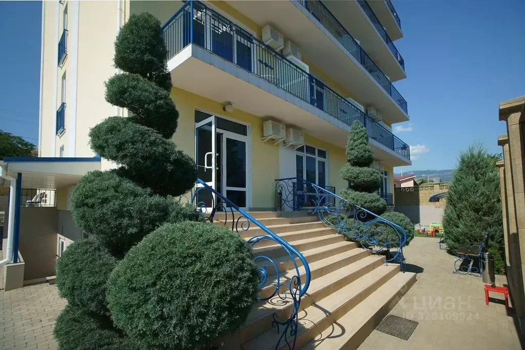 Дом в Крым, Алушта муниципальный округ, с. Солнечногорское ул. ... - Фото 1