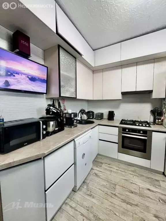 3-комнатная квартира: деревня Демихово, Заводская улица, 29 (66.7 м) - Фото 1