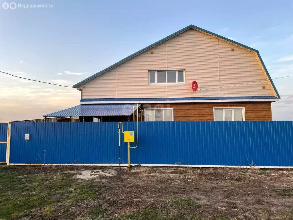 Дом в село Зиново, улица Свободы (69.4 м) - Фото 1