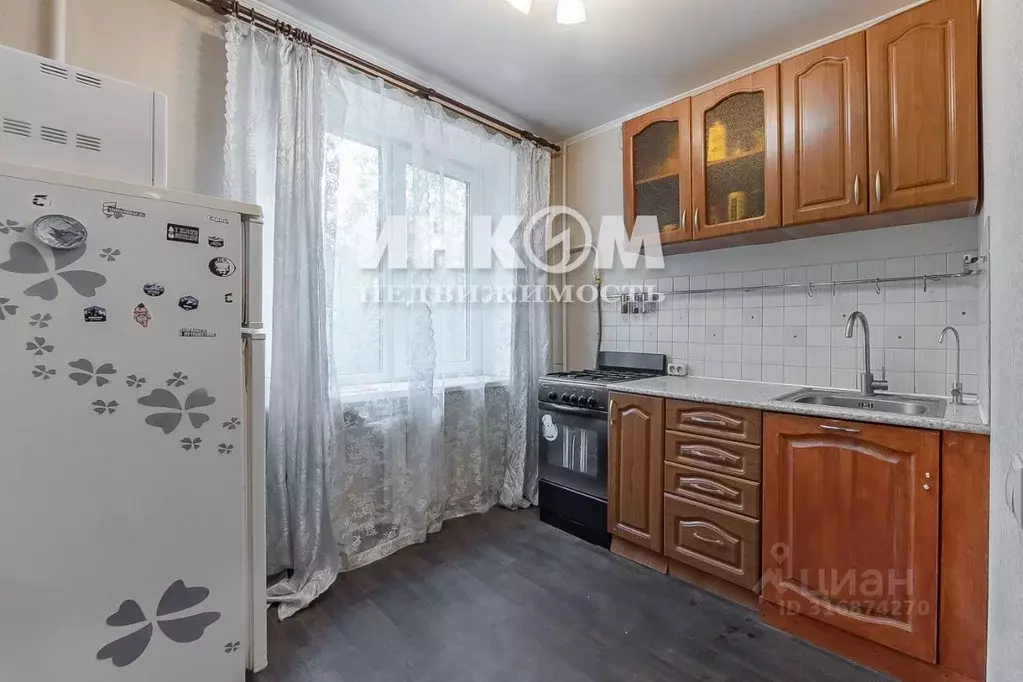 2-к кв. Москва Симферопольский проезд, 6 (43.6 м) - Фото 0