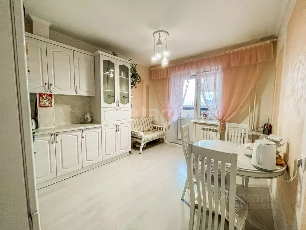 2-к кв. Забайкальский край, Чита ул. Нечаева, 74 (64.0 м) - Фото 0