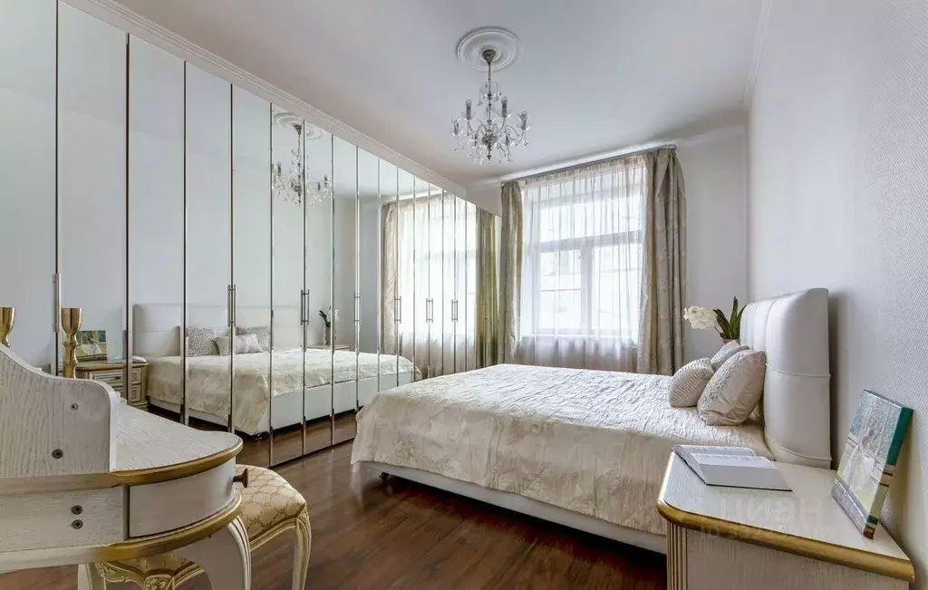 3-к кв. Санкт-Петербург Шпалерная ул., 52а (103.0 м) - Фото 1