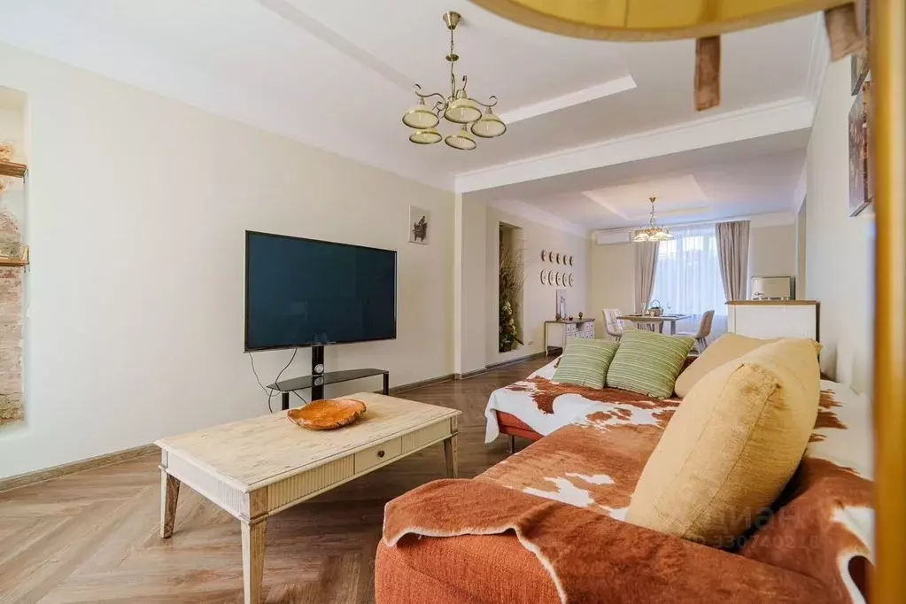 2-к кв. Свердловская область, Екатеринбург просп. Ленина, 29 (82.5 м) - Фото 2