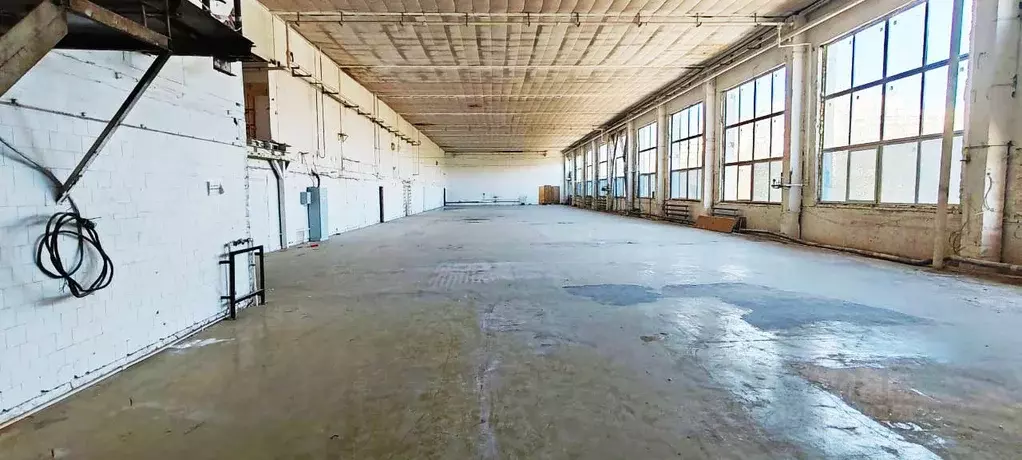 Производственное помещение в Санкт-Петербург ул. Оптиков, 4 (1030 м) - Фото 1