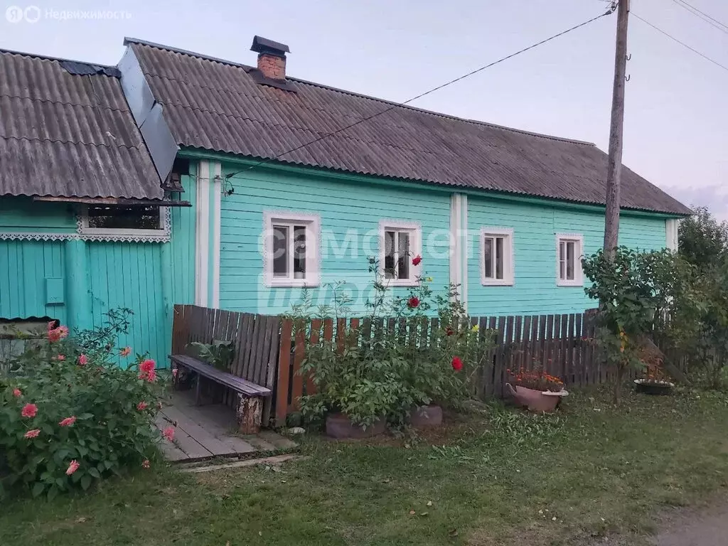 Дом в Кировская область, Даровское городское поселение, деревня Первые ... - Фото 1