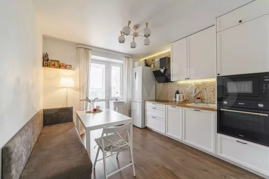 2-к. квартира, 60 м, 9/9 эт. - Фото 1