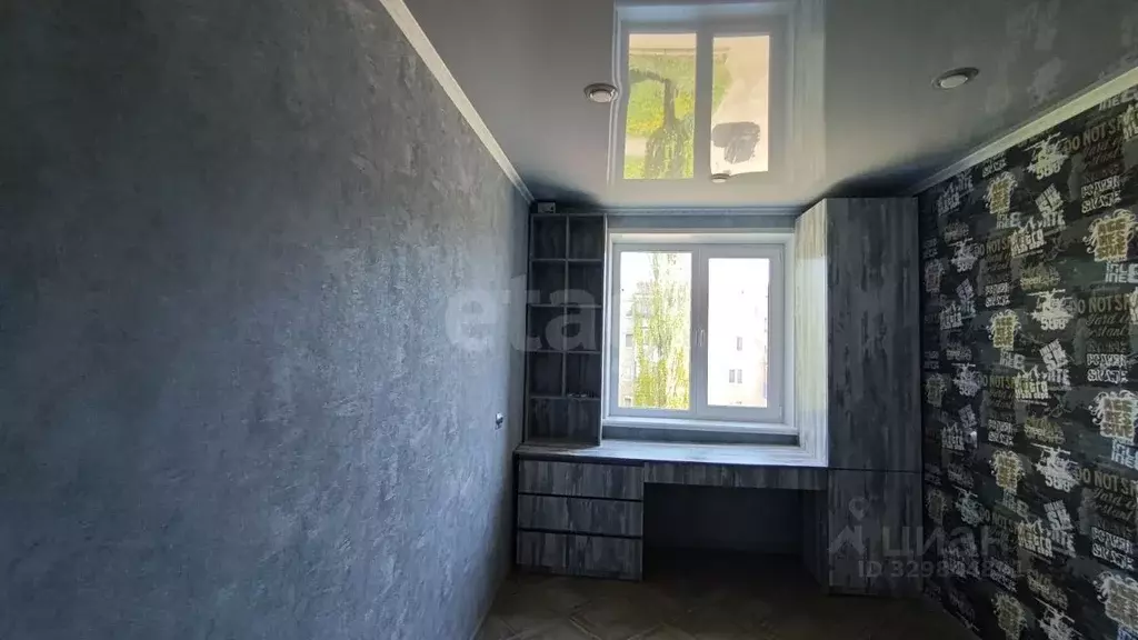 3-к кв. Башкортостан, Ишимбай ул. Чкалова, 1 (57.2 м) - Фото 1