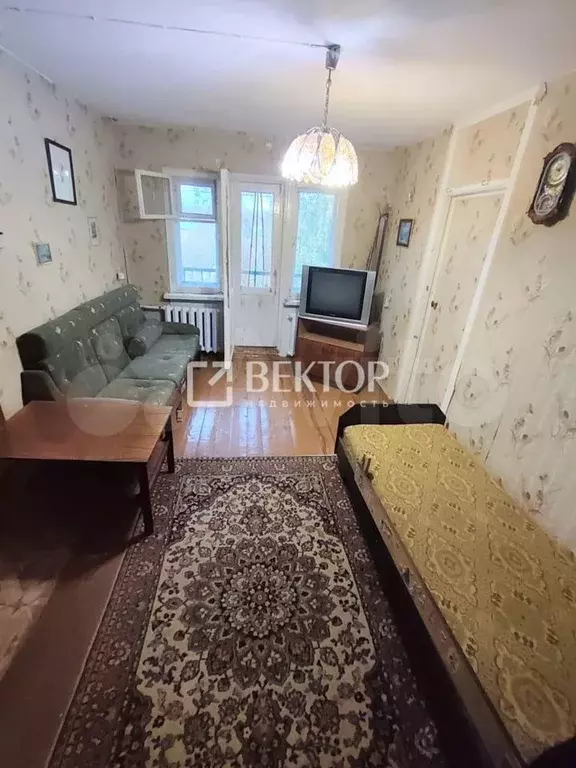 2-к. квартира, 44 м, 5/5 эт. - Фото 1