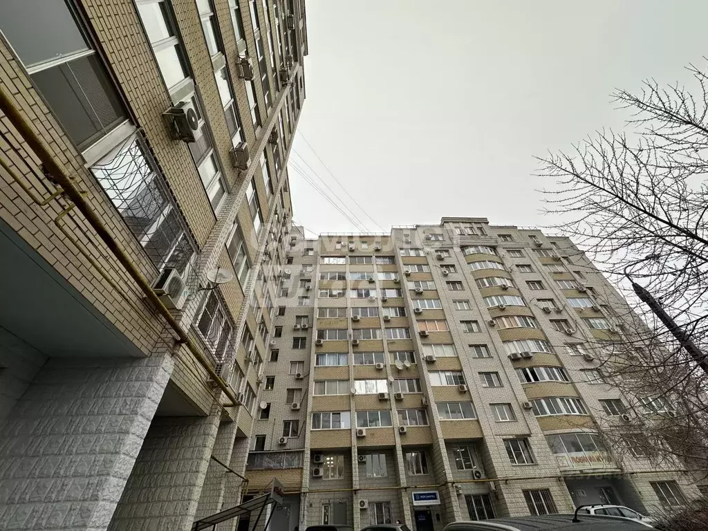 3-к кв. Волгоградская область, Волгоград ул. Маршала Еременко, 44 ... - Фото 1