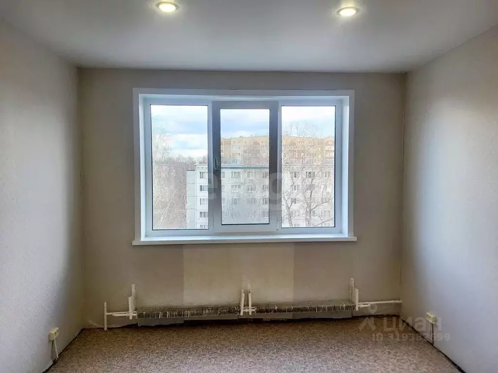 Комната Коми, Сыктывкар ул. Старовского, 17 (13.0 м) - Фото 1