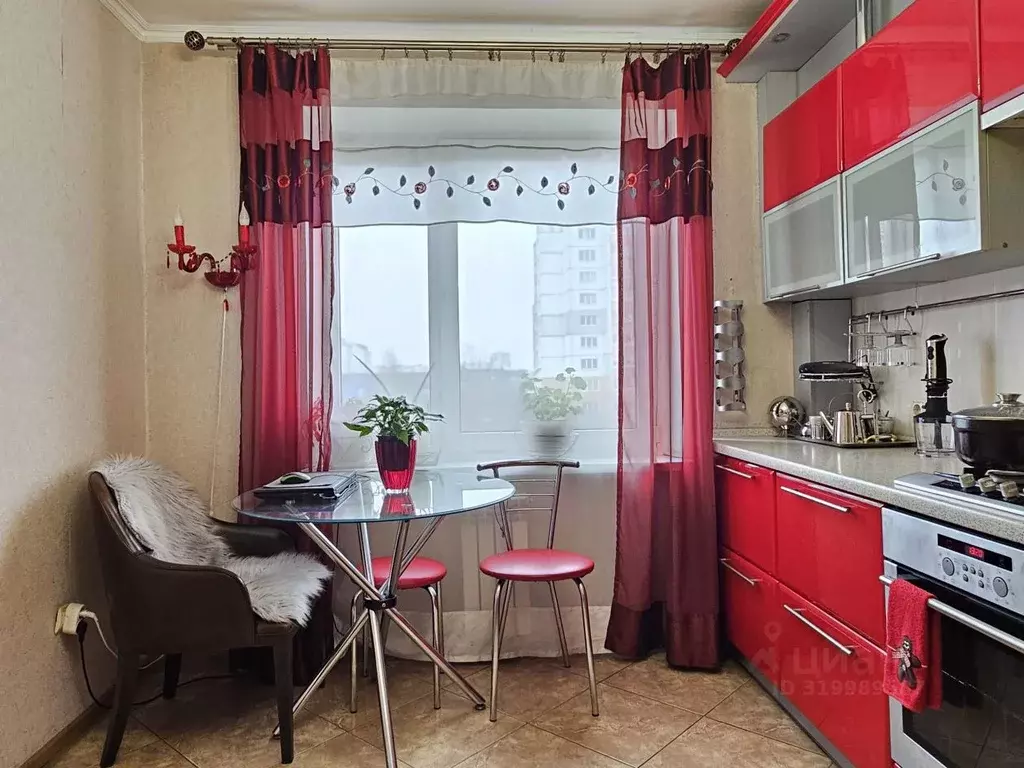 2-к кв. Калининградская область, Калининград ул. Согласия (55.9 м) - Фото 0