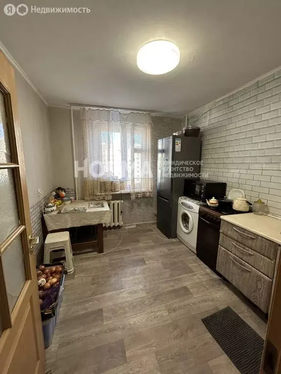 2-комнатная квартира: Октябрьский, улица Новосёлов, 16 (50.5 м) - Фото 1