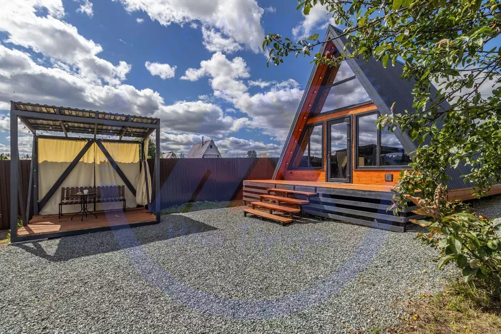 Дом в Курганская область, Кетовский муниципальный округ, с. Лесниково, ... - Фото 1