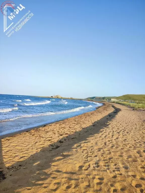 Участок в Крым, Ленинский район, Заветненское с/пос, с. Заветное ул. ... - Фото 1