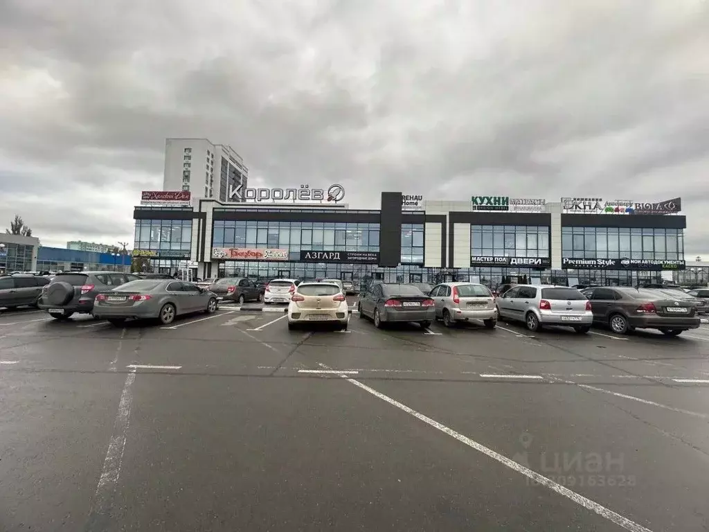 Помещение свободного назначения в Татарстан, Набережные Челны ул. ... - Фото 1