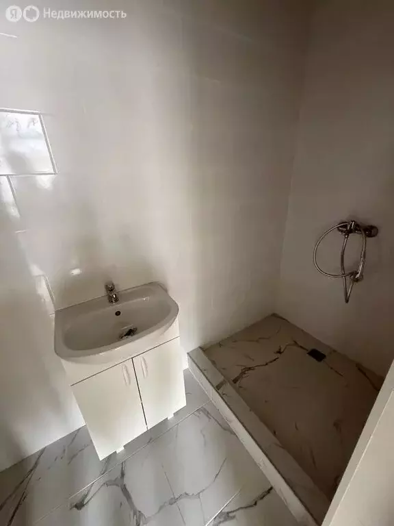 Квартира-студия: посёлок Лоо, улица Разина, 4А (22 м) - Фото 0