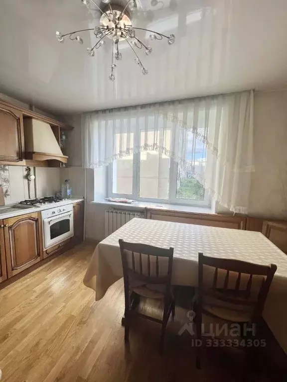 3-к кв. Чувашия, Чебоксары ул. Пирогова, 2 (98.0 м) - Фото 1