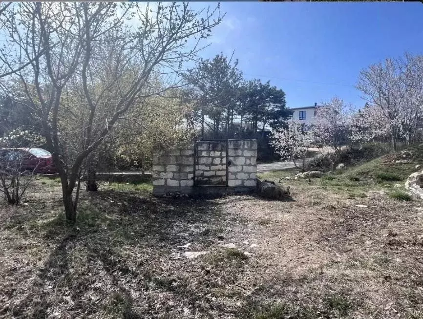 Участок в Севастополь Строитель-3 садоводческое товарищество, 328 ... - Фото 1