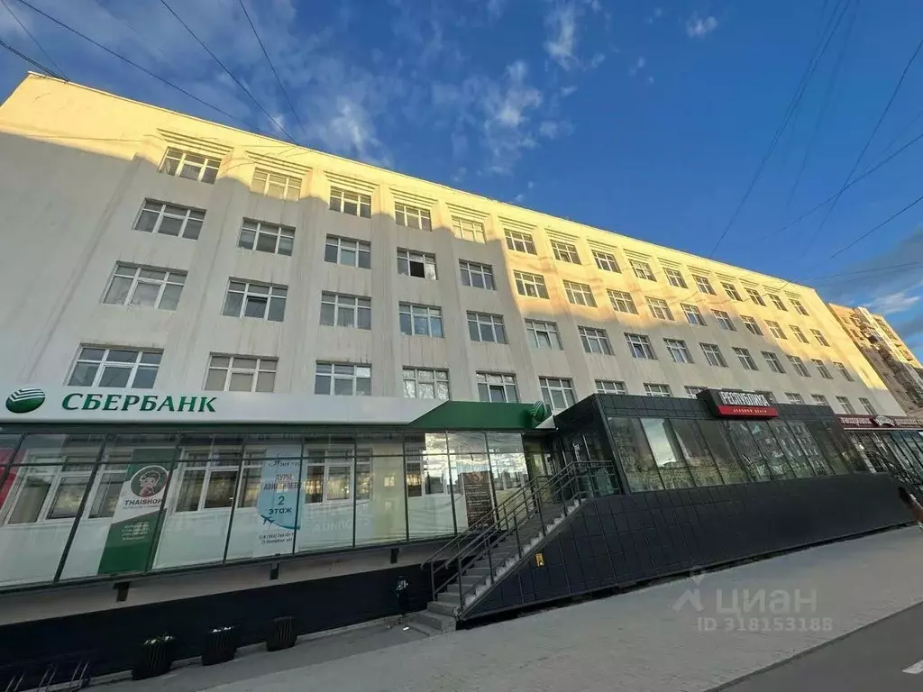 Помещение свободного назначения в Саха (Якутия), Якутск просп. Ленина, ... - Фото 0