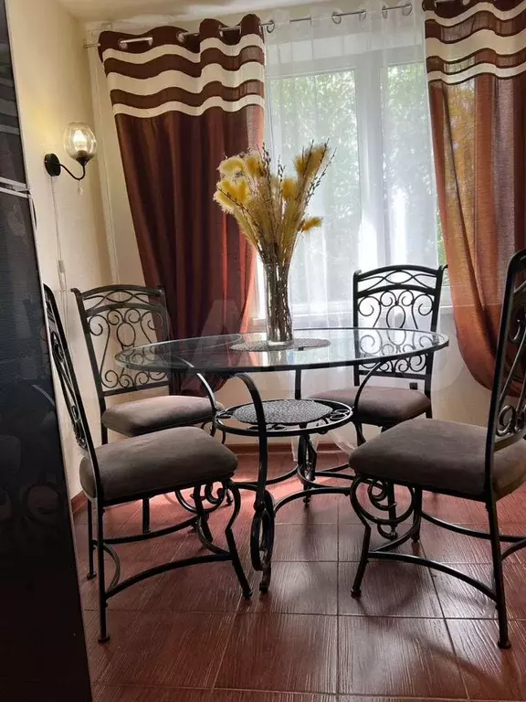 2-к. квартира, 50 м, 4/9 эт. - Фото 1