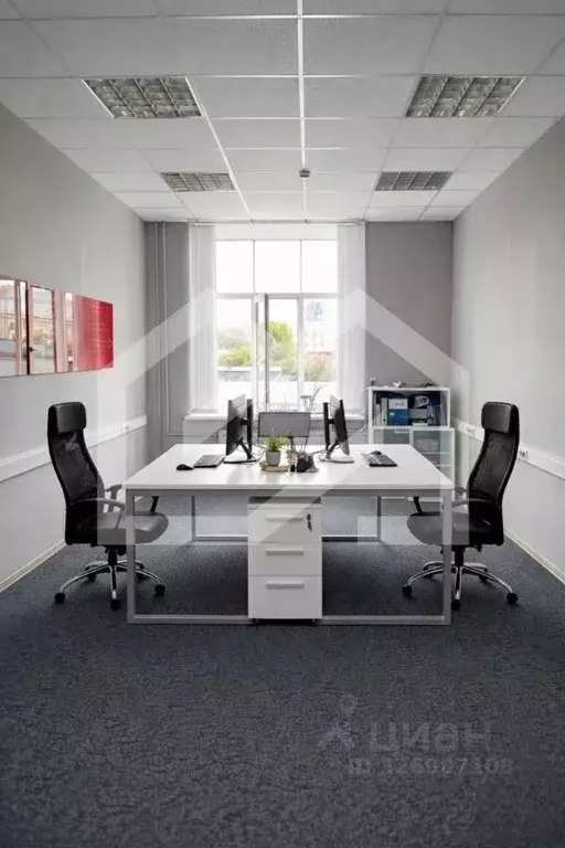 Помещение свободного назначения в Москва Лесная ул., 43 (250 м) - Фото 1