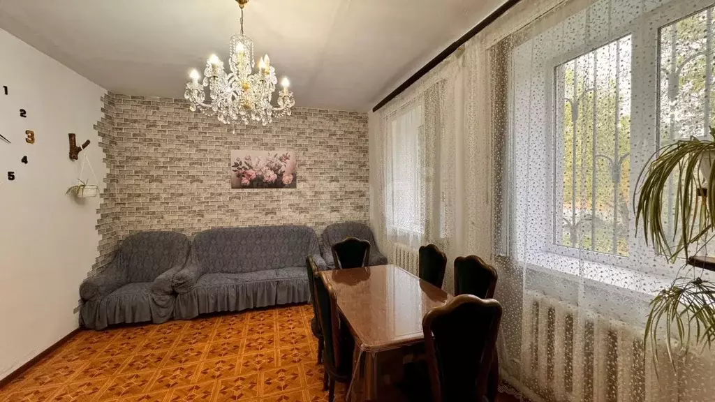 Дом в Ингушетия, Карабулак ул. 26-го Апреля (120 м) - Фото 2