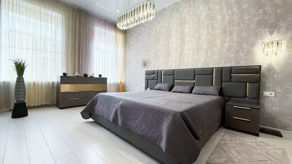 3-к кв. Санкт-Петербург ул. Некрасова, 8 (108.5 м) - Фото 0