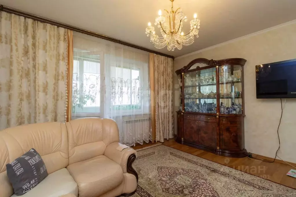 2-к кв. Красноярский край, Красноярск Пихтовая ул., 57 (53.0 м) - Фото 1