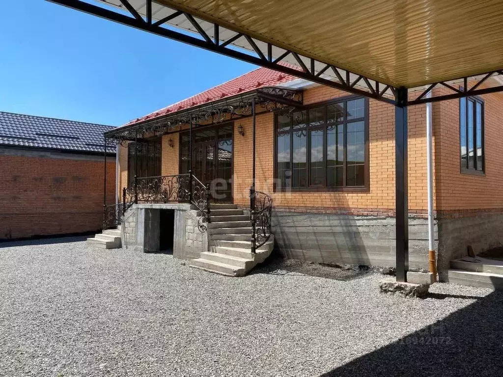 Дом в Ингушетия, Назрань ул. Костоева, 26 (180 м) - Фото 0