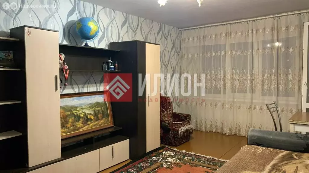 3-комнатная квартира: Бахчисарай, улица Макаренко, 8 (63.9 м) - Фото 1