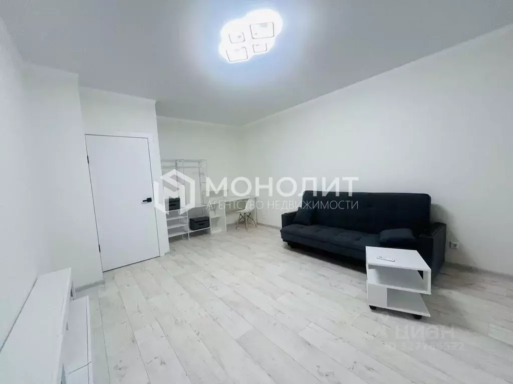 1-к кв. Белгородская область, Старый Оскол Космос мкр, 15 (38.0 м) - Фото 2