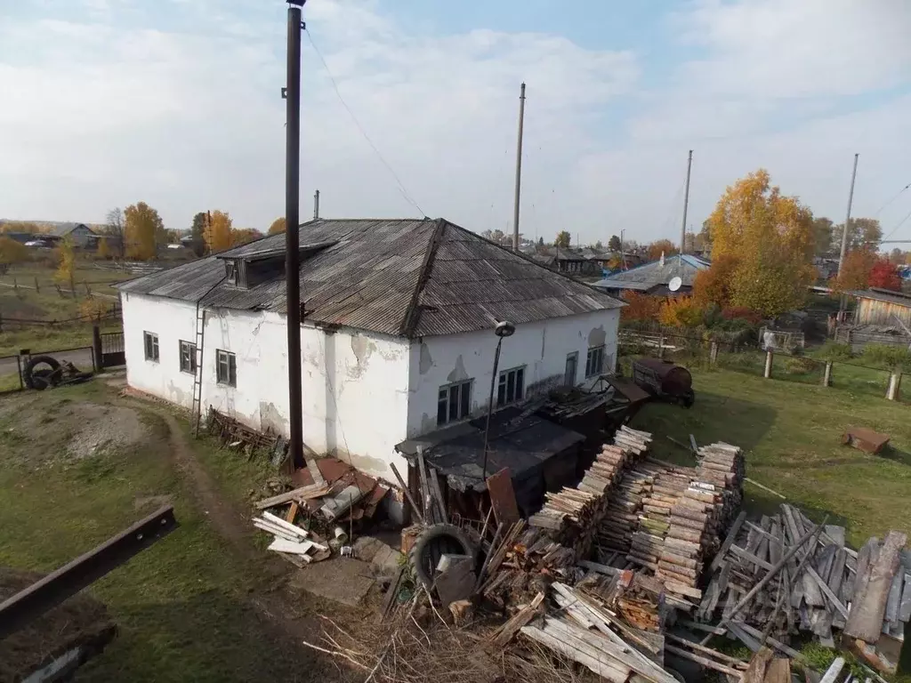 Помещение свободного назначения в Свердловская область, Тавда ул. ... - Фото 0