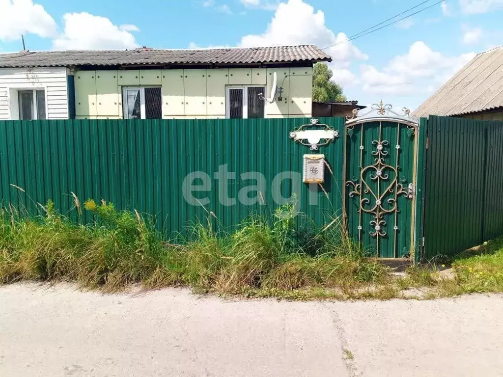 3-к кв. Брянская область, Карачевское городское поселение, д. Масловка ... - Фото 0