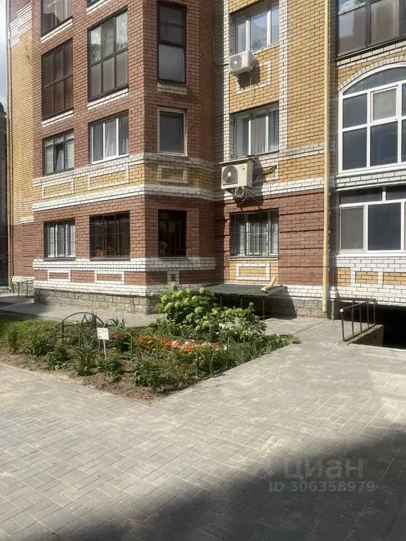 Помещение свободного назначения в Татарстан, Казань ул. Мидхата ... - Фото 0