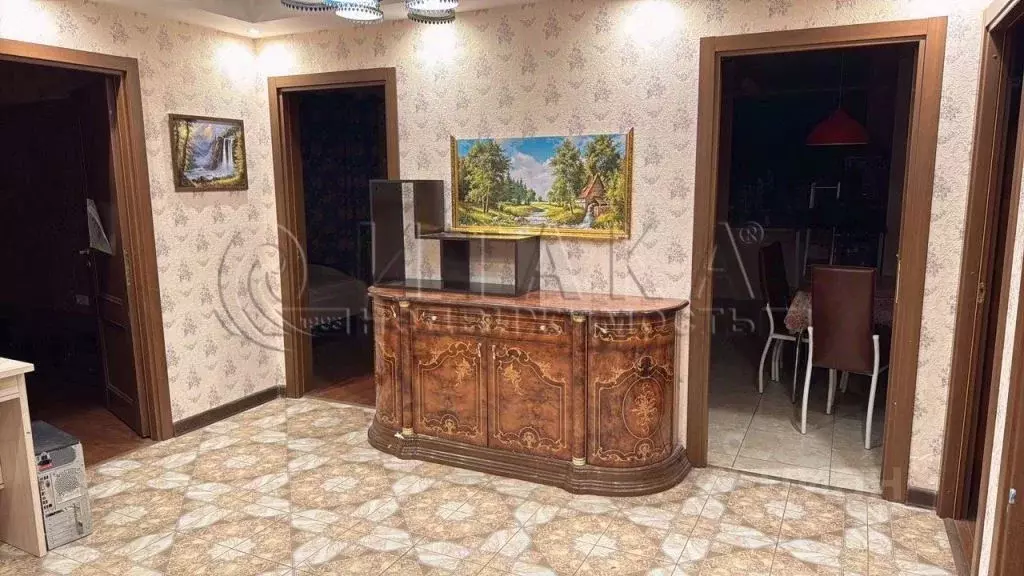 3-к кв. Санкт-Петербург пос. Парголово, Заречная ул., 11к2 (94.6 м) - Фото 0