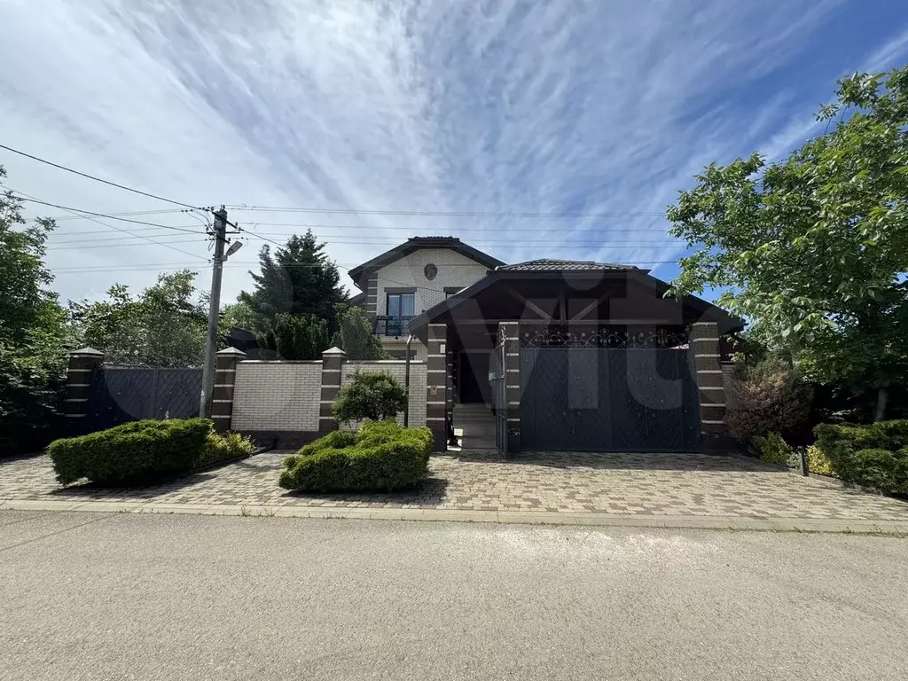 Дом 470 м на участке 8 сот. - Фото 0