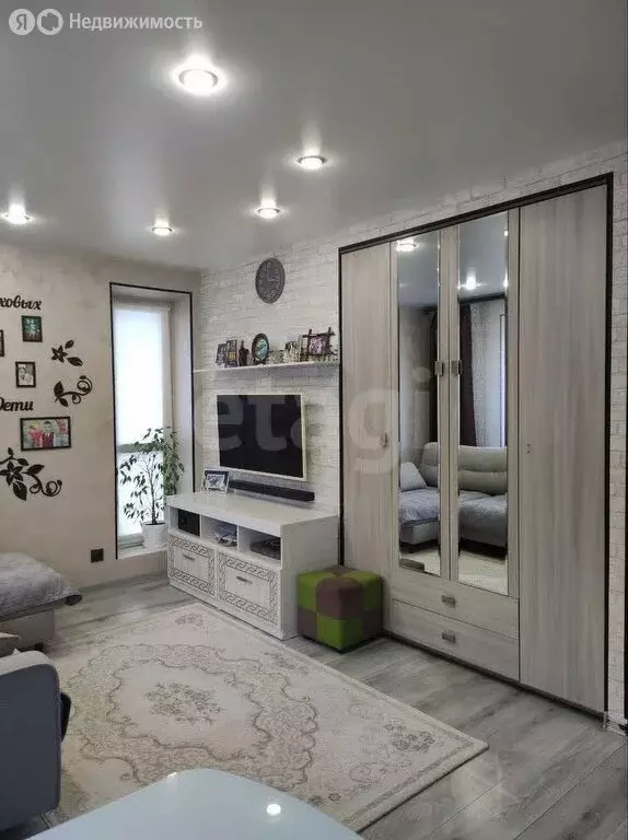 1-комнатная квартира: Пермь, улица Докучаева, 27В (33 м) - Фото 1