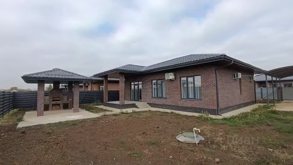 Дом в Адыгея, Тахтамукайский район, Козет аул Шоссейная ул., 2/2 (103 ... - Фото 1