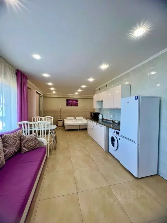 2-к кв. Крым, Сакский район, Новофедоровка пгт ул. Кирова, 16 (70.0 м) - Фото 1