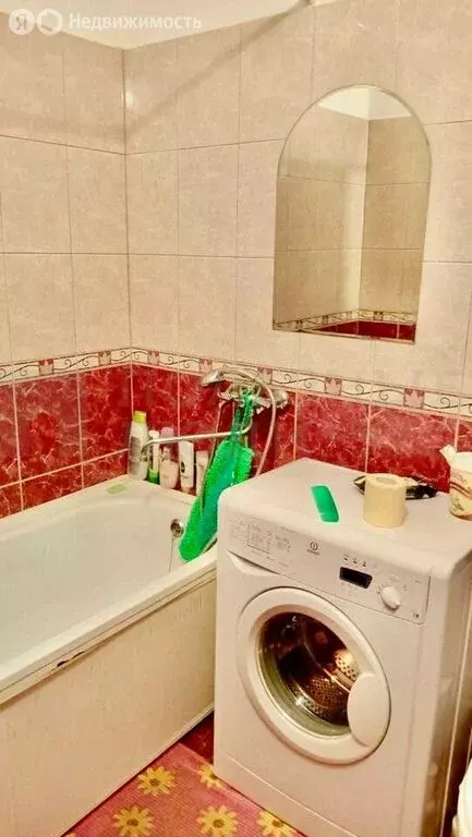 1-комнатная квартира: Великий Новгород, Западный район, улица Свободы, ... - Фото 0