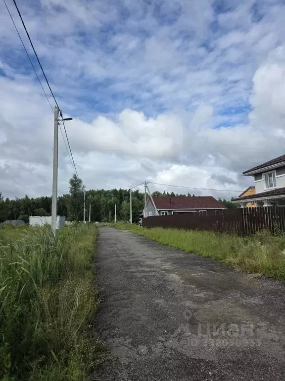 Участок в Московская область, Солнечногорск городской округ, д. ... - Фото 1